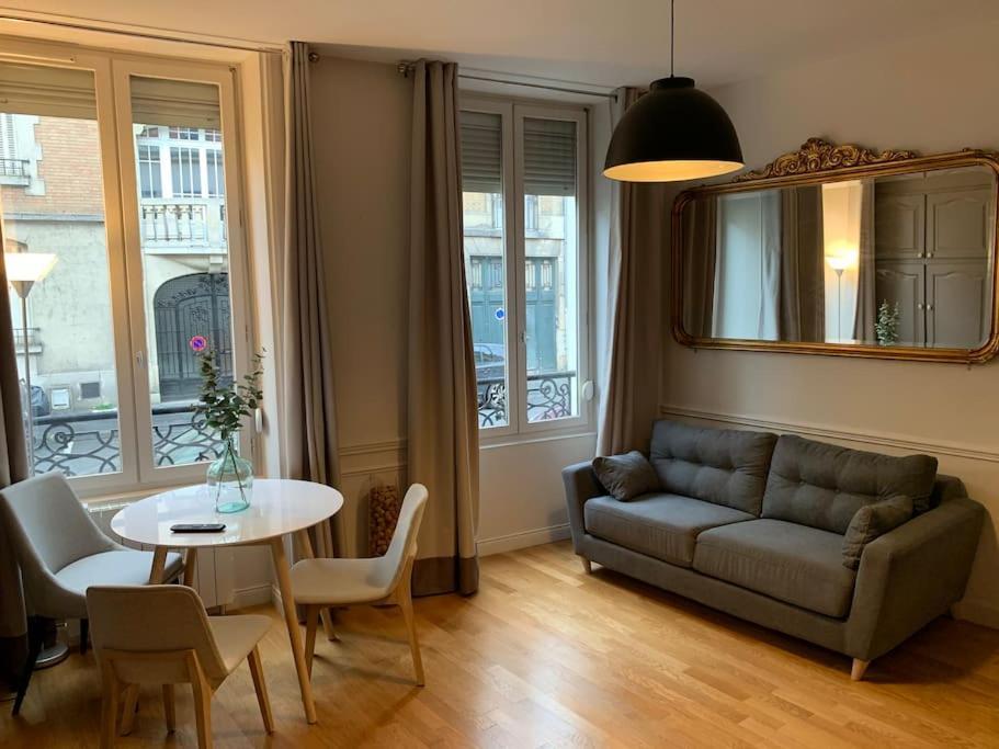 Apppartement Des Sacres De Reims Apartment Exterior photo
