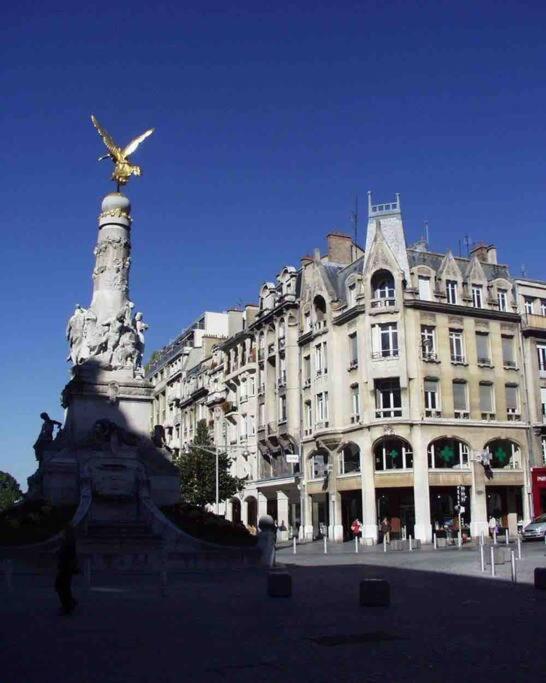 Apppartement Des Sacres De Reims Apartment Exterior photo
